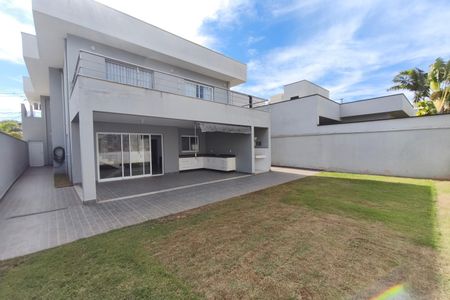 Casa para alugar com 268m², 3 quartos e 4 vagas Casa para alugar com 268m², 3 quartos e 4 vagasÁrea gourmet