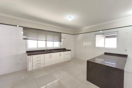 Casa para alugar com 268m², 3 quartos e 4 vagas Casa para alugar com 268m², 3 quartos e 4 vagasCozinha