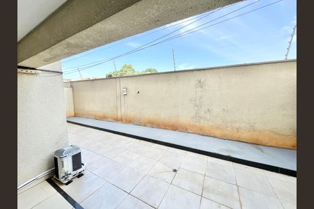 Apartamento para alugar com 56m², 2 quartos e 2 vagas Apartamento para alugar com 56m², 2 quartos e 2 vagasQuintal
