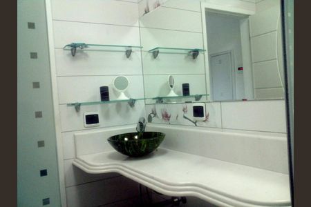 Casa à venda com 245m², 3 quartos e 3 vagas