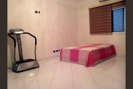 Casa à venda com 245m², 3 quartos e 3 vagas