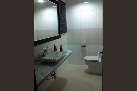 Casa à venda com 245m², 3 quartos e 3 vagas