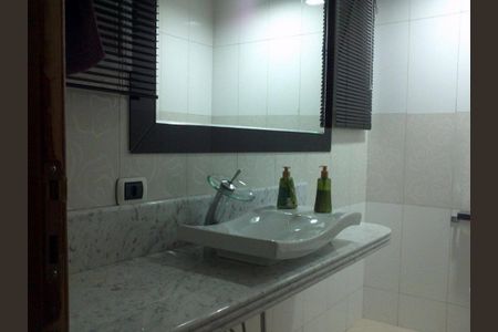 Casa à venda com 245m², 3 quartos e 3 vagas
