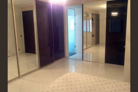Casa à venda com 245m², 3 quartos e 3 vagas