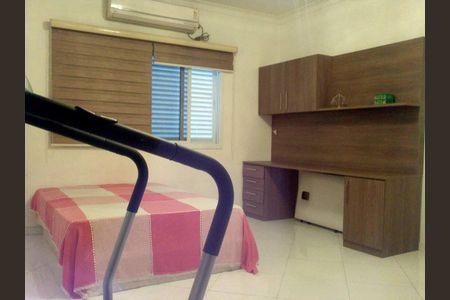 Casa à venda com 245m², 3 quartos e 3 vagas