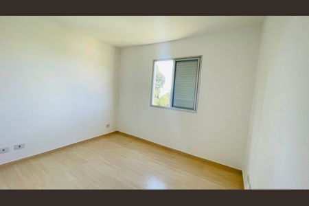 Apartamento para alugar com 3 quartos, 65m² em Caiapia, Cotia
