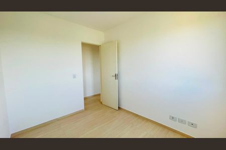 Apartamento para alugar com 3 quartos, 65m² em Caiapia, Cotia