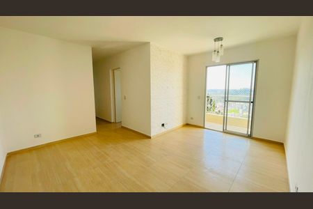 Apartamento para alugar com 3 quartos, 65m² em Caiapia, Cotia