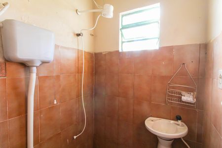 Apartamento para alugar com 70m², 2 quartos e 1 vaga Apartamento para alugar com 70m², 2 quartos e 1 vagaBanheiro da suíte