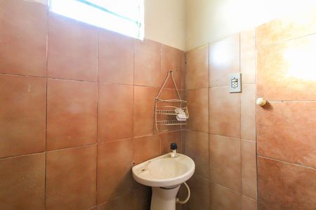 Apartamento para alugar com 70m², 2 quartos e 1 vaga Apartamento para alugar com 70m², 2 quartos e 1 vagaBanheiro da suíte