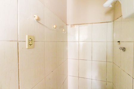 Apartamento para alugar com 70m², 2 quartos e 1 vaga Apartamento para alugar com 70m², 2 quartos e 1 vagaBanheiro social
