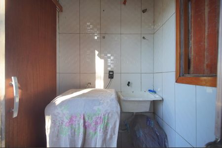 Casa para alugar com 50m², 2 quartos e 1 vagaÁrea de Serviço