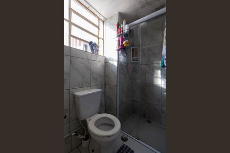 Banheiro de apartamento à venda com 2 quartos, 57m² em Parque Santa Rita, São Paulo