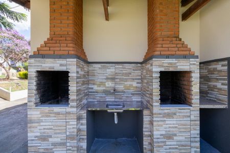 Apartamento à venda com 57m², 2 quartos e 1 vaga Apartamento à venda com 57m², 2 quartos e 1 vagaÁrea Comum - Churrasqueira