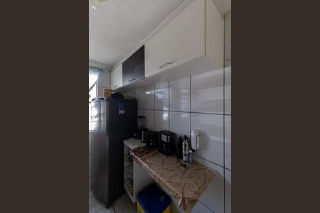 Apartamento à venda com 57m², 2 quartos e 1 vaga Apartamento à venda com 57m², 2 quartos e 1 vagaCozinha e Área de Serviço