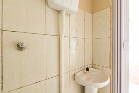 Apartamento para alugar com 80m², 2 quartos e 1 vaga Apartamento para alugar com 80m², 2 quartos e 1 vagaBanheiro