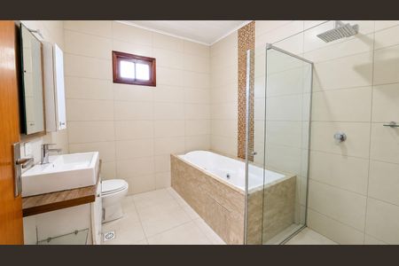 Casa para alugar com 150m², 3 quartos e 4 vagasBanheiro 1
