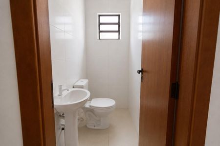 Banheiro 2 de casa para alugar com 3 quartos, 150m² em Santo Afonso, Novo Hamburgo