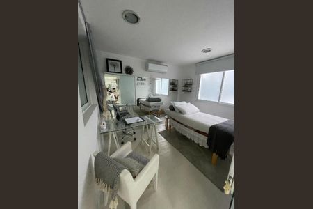 Casa à venda com 2 quartos, 200m² em Itaim Bibi, São Paulo