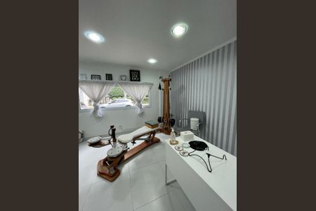 Casa à venda com 2 quartos, 200m² em Itaim Bibi, São Paulo