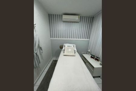 Casa à venda com 2 quartos, 200m² em Itaim Bibi, São Paulo