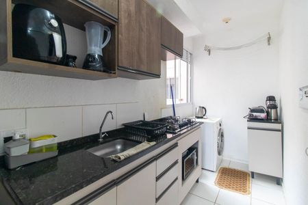 Cozinha de apartamento à venda com 2 quartos, 41m² em Cavalhada, Porto Alegre