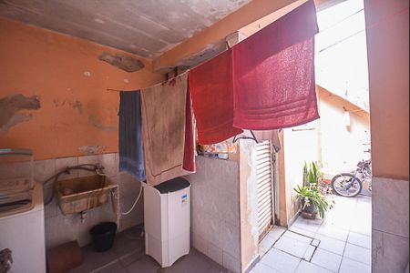 Casa à venda com 300m², 5 quartos e 2 vagas Casa à venda com 300m², 5 quartos e 2 vagasÁrea de Serviço
