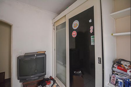 Casa à venda com 300m², 5 quartos e 2 vagas Casa à venda com 300m², 5 quartos e 2 vagasQuarto 1