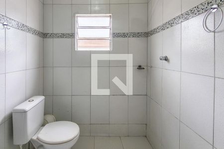 Casa para alugar com 131m², 2 quartos e 2 vagas Casa para alugar com 131m², 2 quartos e 2 vagasBanheiro segundo andar