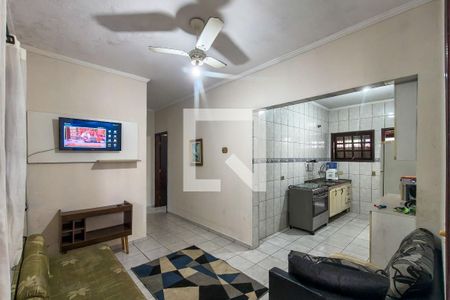 Casa para alugar com 131m², 2 quartos e 2 vagas Casa para alugar com 131m², 2 quartos e 2 vagasSala