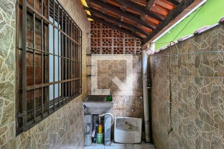 Casa para alugar com 131m², 2 quartos e 2 vagas Casa para alugar com 131m², 2 quartos e 2 vagasArea externa