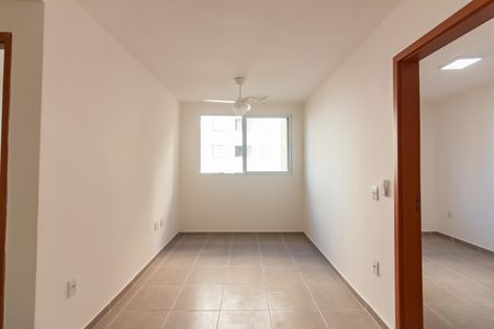Sala  de apartamento para alugar com 2 quartos, 39m² em Loteamento Reserva Raposo, Osasco