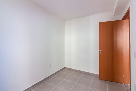 Quarto 1 de apartamento para alugar com 2 quartos, 39m² em Loteamento Reserva Raposo, Osasco