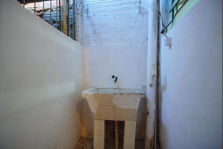 Área de Serviço de casa para alugar com 1 quarto, 40m² em Farrapos, Porto Alegre
