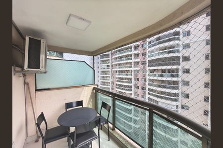 Apartamento para alugar com 84m², 2 quartos e 1 vaga