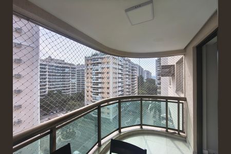 Apartamento para alugar com 84m², 2 quartos e 1 vaga
