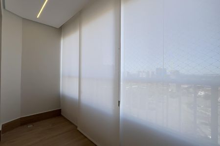 Varanda da Sala de apartamento para alugar com 2 quartos, 55m² em Vila das Bandeiras, Guarulhos