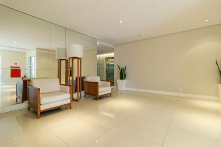 Apartamento à venda com 96m², 2 quartos e 2 vagas Apartamento à venda com 96m², 2 quartos e 2 vagasHall Social