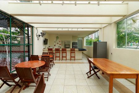 Apartamento à venda com 96m², 2 quartos e 2 vagas Apartamento à venda com 96m², 2 quartos e 2 vagasChurrasqueira
