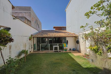 Casa à venda com 2 quartos, 180m² em Parque Xangri-lá, Contagem