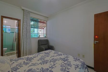 Casa à venda com 2 quartos, 180m² em Parque Xangri-lá, Contagem
