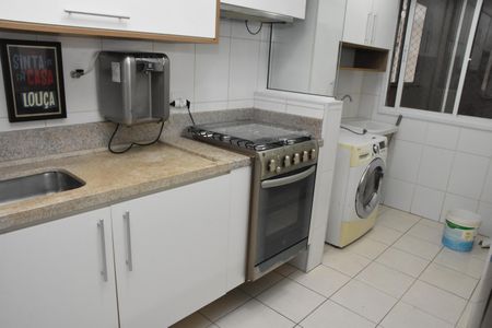 Apartamento para alugar com 65m², 2 quartos e 1 vaga Apartamento para alugar com 65m², 2 quartos e 1 vagaCozinha
