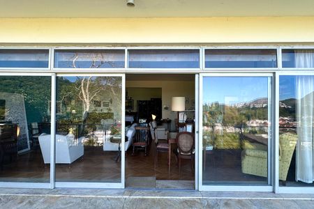 Casa à venda com 1000m², 3 quartos e 2 vagas