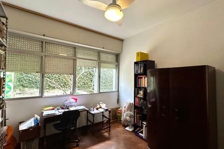 Casa à venda com 1000m², 3 quartos e 2 vagas
