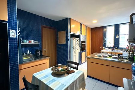 Casa à venda com 1000m², 3 quartos e 2 vagas