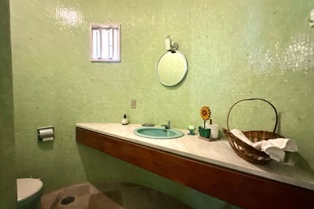 Casa à venda com 1000m², 3 quartos e 2 vagas