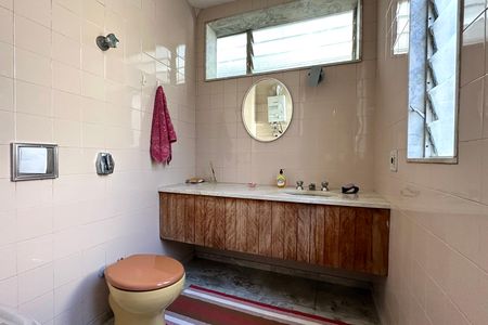 Casa à venda com 1000m², 3 quartos e 2 vagas