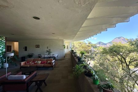 Casa à venda com 1000m², 3 quartos e 2 vagas