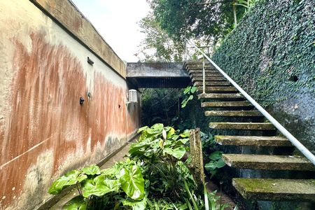 Casa à venda com 1000m², 3 quartos e 2 vagas