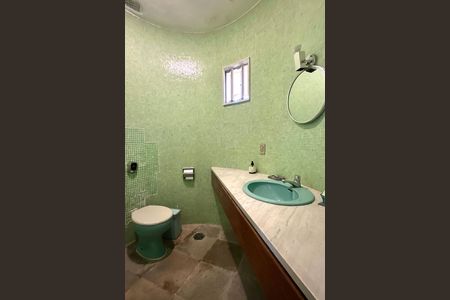 Casa à venda com 1000m², 3 quartos e 2 vagas